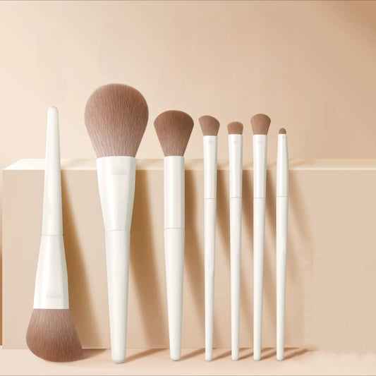 مجموعة ادوات المكياج الاساسية 7 فرش